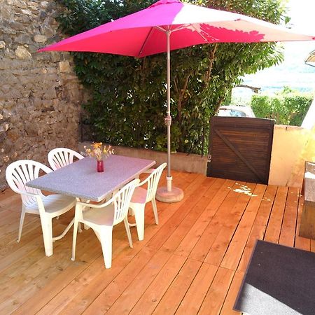 Appartement Spacieux Avec Terrasse Saint-André-dʼEmbrun Εξωτερικό φωτογραφία
